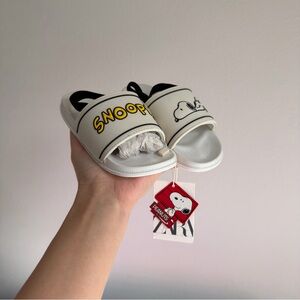ZARA Peanuts Snoopy Slingback Sandals Elastic Back Strap Size 26, 9-9.5C Kids